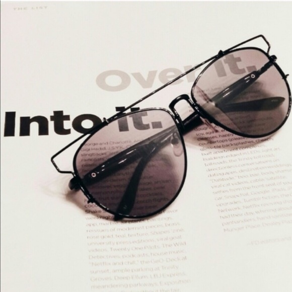 Accessories | chic black on black retro sunglasses - Picture 4 of 5